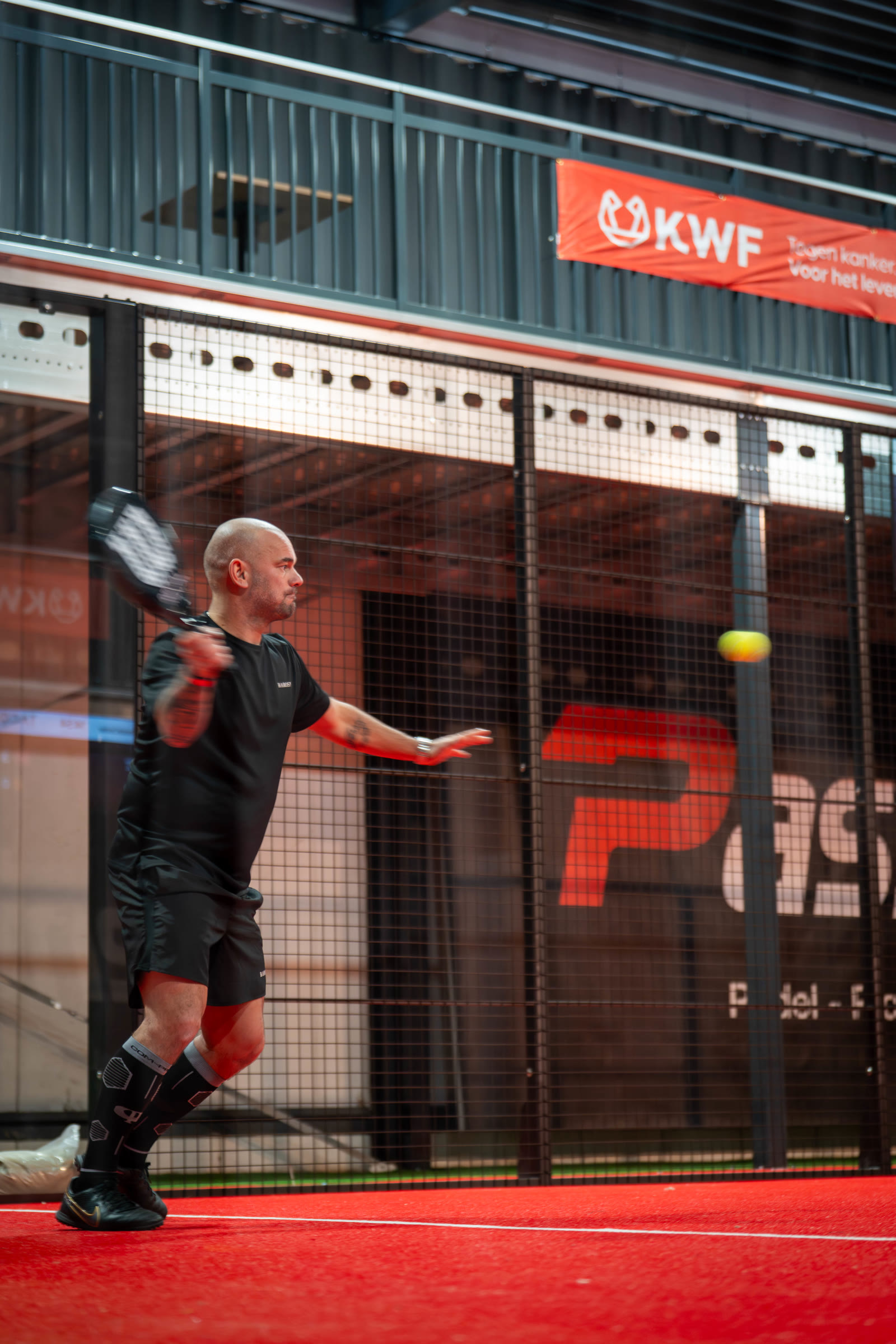 AMOEVY case: Sport